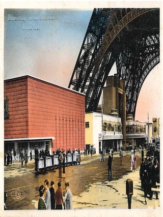 Extensive Collection of Souvenir Postcards from the Exposition Internationale des Arts et Techniques dans la Vie Moderne of 1937 in Paris.